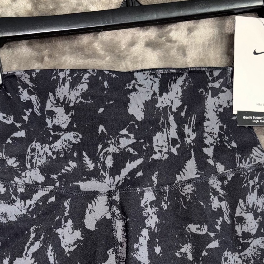 Nike One Dri-Fit Leggings Womens XS Black Abstract Print High Waisted Workout‎ - Picture 3 of 9